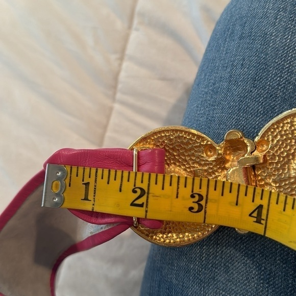 Accessocraft N.Y.C Vintage pink leather belt with a big beautiful buckle main image 7